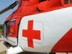 Zranenému motocyklistovi na Branisku pomáhali záchranári s vrtuľníkom