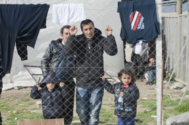 Bakondi: Migranti môžu prísť cez Balkán, z Egypta i Líbye
