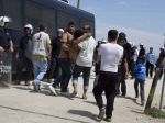 Idomenčania v Grécku sa sťažujú na situáciu s migrantmi