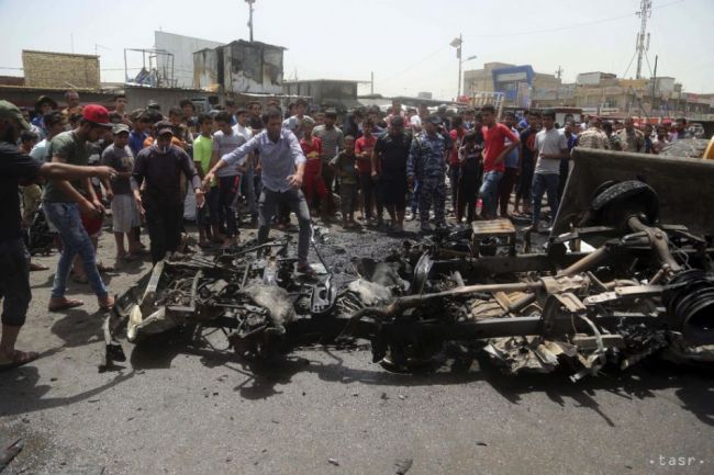 Dva samovražedné útoky v Abú Ghrajbe; päť zabitých policajtov