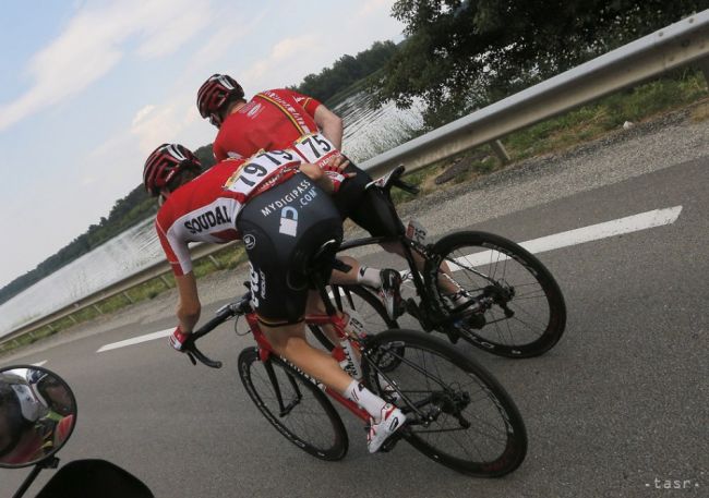 Náročnú šiestu etapu Gira vyhral po sóle Wellens, na čele Dumoulin