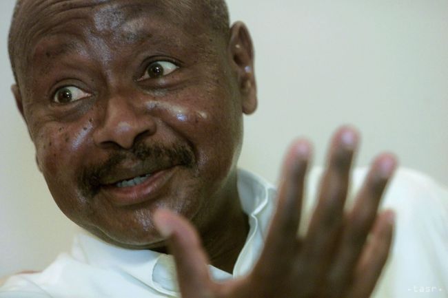 Ugandský prezident Museveni sa ujal moci na ďalšie funkčné obdobie