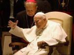 Dziwisz: Pápež Ján Pavol II. odpustil atentátnikovi A. Agcovi trikrát