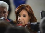 Argentínsku exprezidentku Fernándezovú obvinili zo sprenevery štátnych