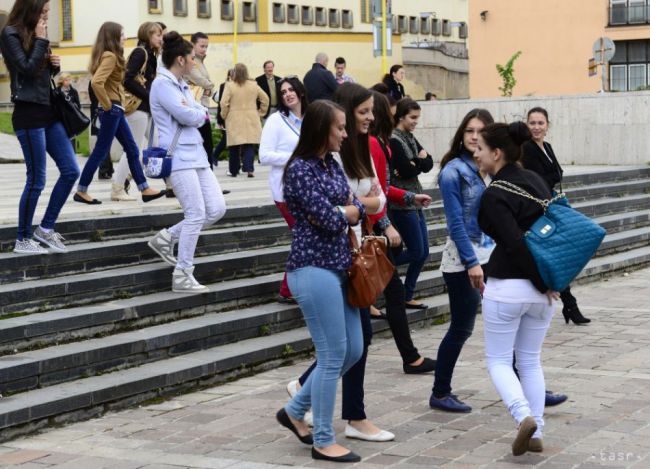 Študenti-absolventi nemajú povinnosti voči Sociálnej poisťovni