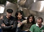 Red Hot Chilli Peppers zrušili dva koncerty; frontman skupiny ochorel