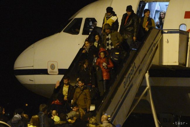 Skupina 21 asýrskych kresťanov z Iraku sa zo Slovenska vrátila domov