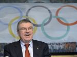 Bach chce rýchle vyšetrenie dopingu v Soči a hrozí prísnymi trestami