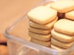 Video: Domáce sušienky z troch surovín