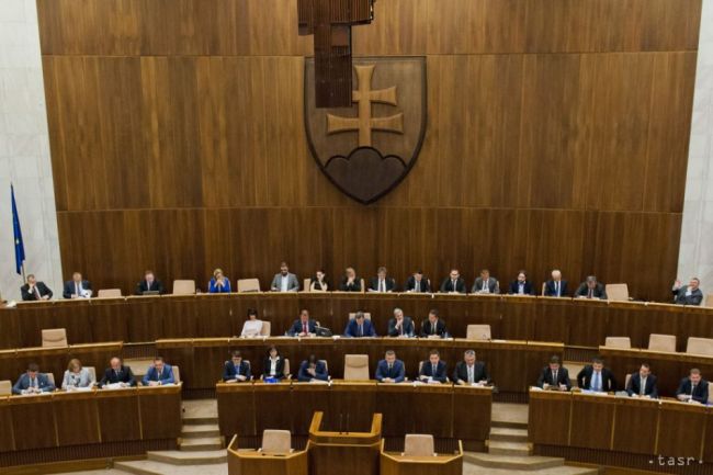 Obce nemusia zverejňovať informácie o vybavovaní žiadostí o byty