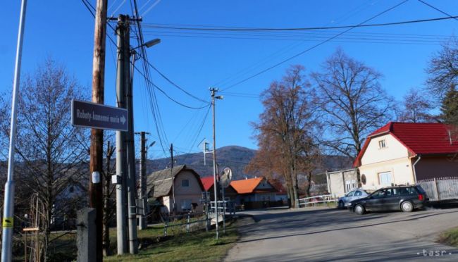 Park rodákov v bývalej nemeckej dedine Malinová sa opäť rozšíril