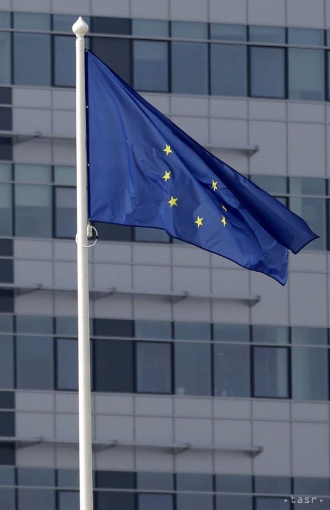 Členské štáty EÚ sa nedohodli na zákaze herbicídu glyfosát
