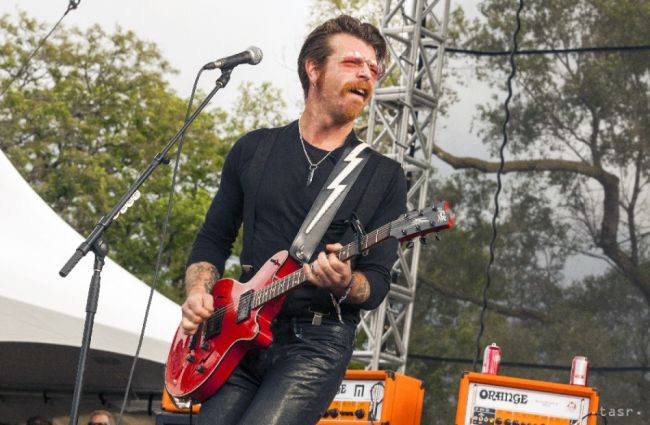 Koncerty Eagles of Death Metal zrušili pre výroky o moslimoch