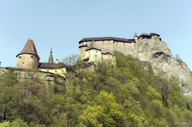 Letná turistická sezóna v Oravskom múzeu je v plnom prúde