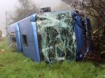 V Konžskej demokratickej republike havaroval autobus,hlásia 37 mŕtvych