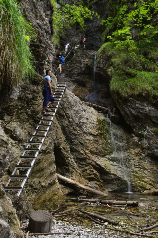 Maďarskí turisti zablúdili v Slovenskom raji, našli ich až nadránom