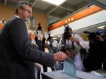 Prognózy pripisujú obom rakúskym kandidátom na prezidenta 50 percent