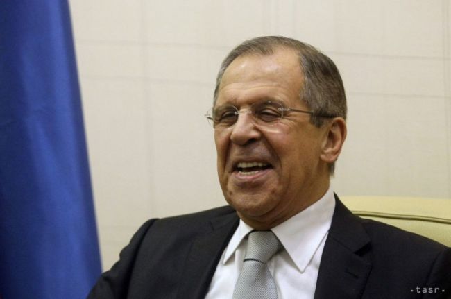 Politické riešenie ukrajinskej krízy nemá alternatívu, tvrdí Lavrov