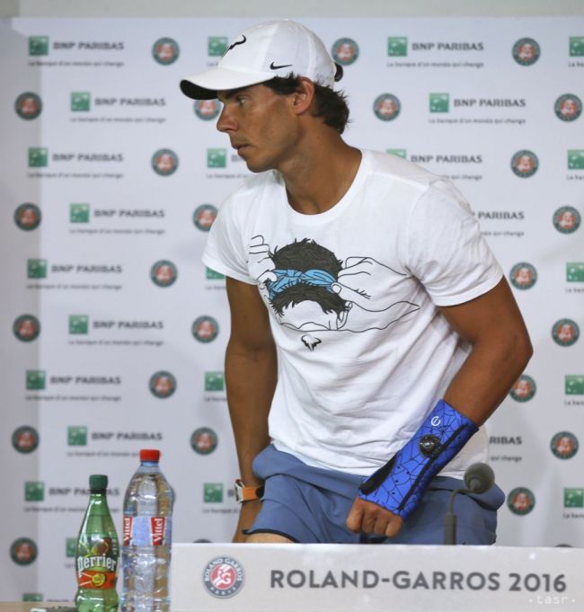 Nadal odstúpil z Roland Garros. Andreja Martina zastavil Raonič