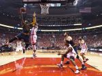 VIDEO: Cleveland vyradil Toronto a stal sa prvým finalistom NBA
