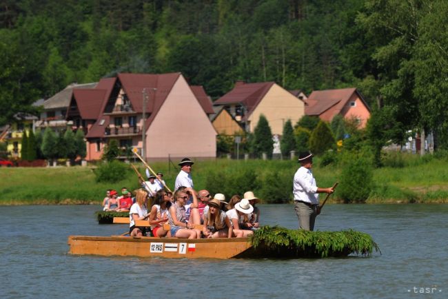 V kúpeľoch Červený Kláštor - Smerdžonka vznikol rekreačný park