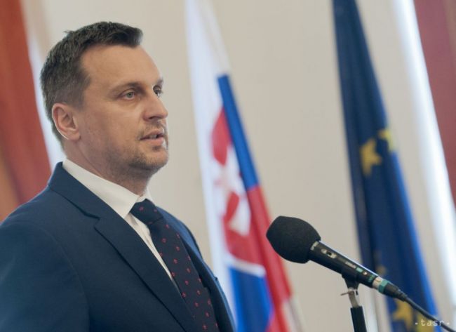 Šéf parlamentu bude hľadať podporu pre kandidatúru M. Lajčáka