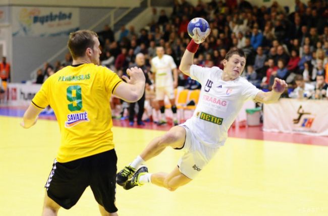 Hádzanármi roka 2015 sú Ľubomír Ďuriš a Martina Školková