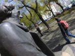 Sochu rozprávkara Andersena odhalili v Bratislave pred desiatimi rokmi