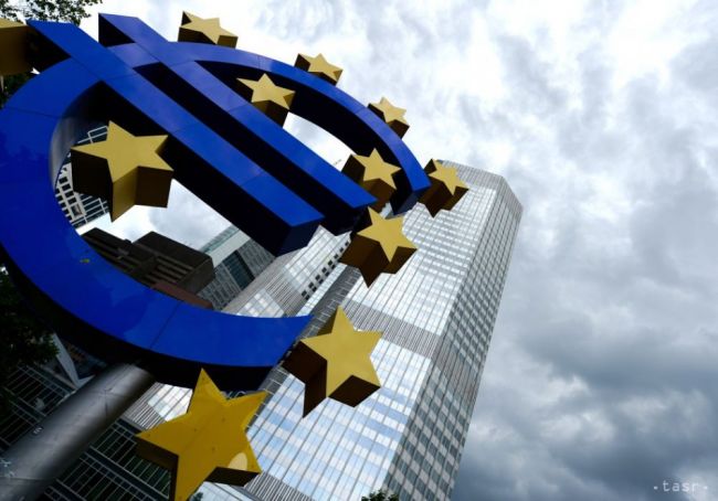 ECB ponechala kľúčové úrokové sadzby bez zmeny