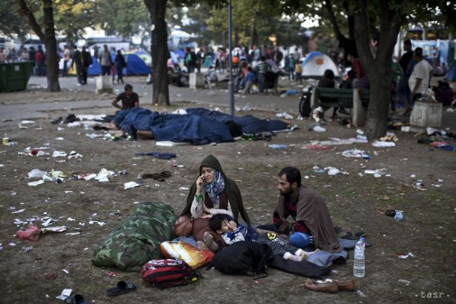 Humanitárna organizácia žiada Turecko, Európu, aby vpustili utečencov
