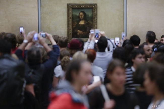 Diela z múzeua Louvre ohrozené záplavami odsťahujú do bezpečia