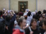 Diela z múzeua Louvre ohrozené záplavami odsťahujú do bezpečia