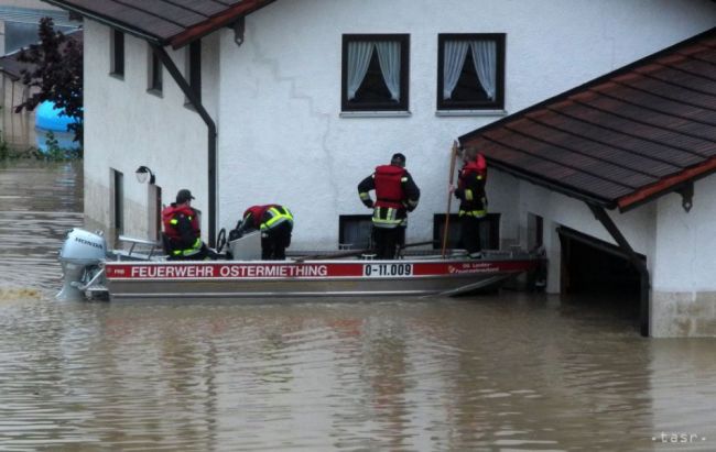 V Bavorsku má dnes znovu pršať, povodne majú zatiaľ šesť obetí