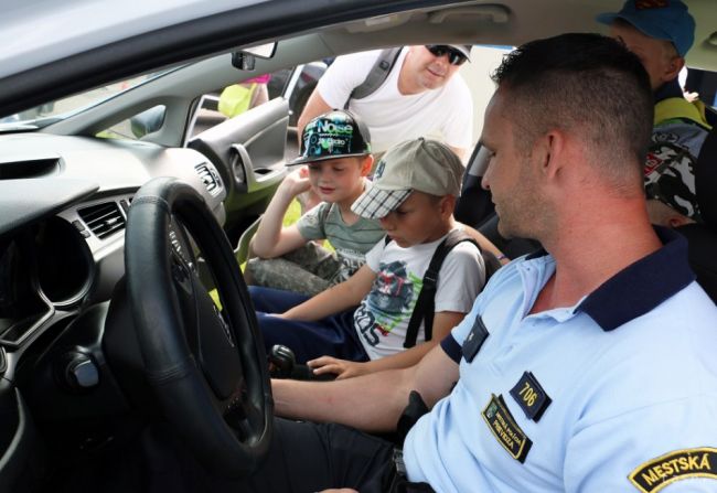 Deň polície, vojakov a záchranárov v Prievidzi sledovalo asi 3000 ľudí