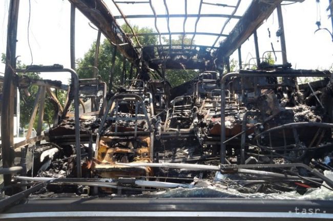 Havária autobusu v Alžírsku si vyžiadala najmenej 33 mŕtvych