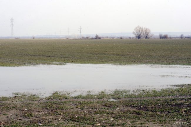 Intenzívne zrážky spôsobili lokálne záplavy v Rakúsku