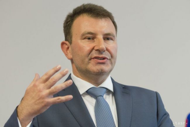 IMRECZE:Boju proti daňovým únikom by mal pomôcť superzaisťovací príkaz