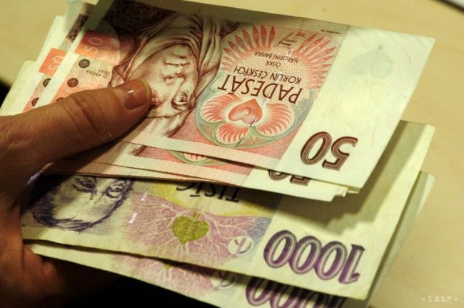 Priemerná mzda v Česku vzrástla v prvom kvartáli na 26.480 korún