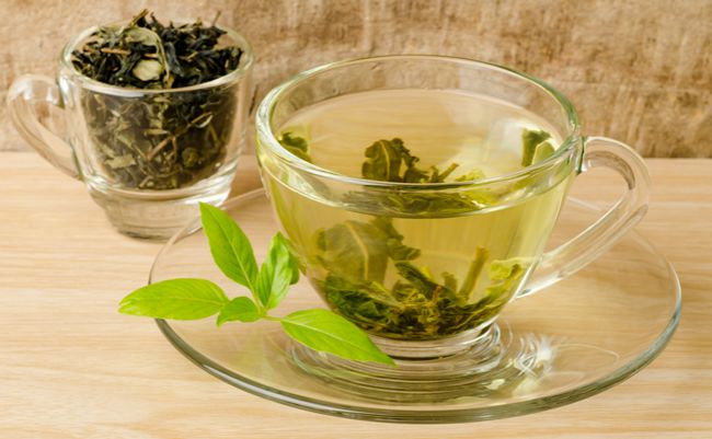 Viete, prečo by ste mali piť šálku zeleného čaju každý deň?