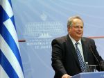 Šéfa gréckej diplomacie privítali v Albánsku protesty