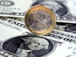 Kurz eura sa pohybuje nad úrovňou 1,13 USD/EUR