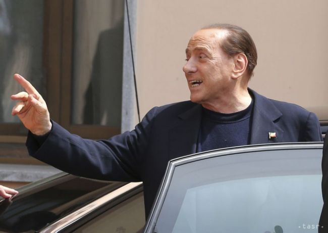 Expremiéra Berlusconiho trápi srdcová nedostatočnosť, je v nemocnici
