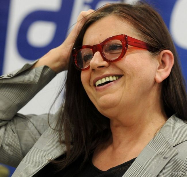 Kronerová je v prezídiu filmového festivalu, ocenenie získal Béla Tarr