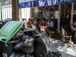 Primátorka Paríža sľúbila, že odpadky z ulíc odvezú