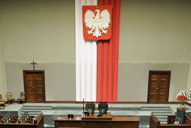 Poľský Sejm podporil kontroverzný návrh protiteroristického zákona