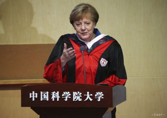 Merkelová: V Číne treba posilniť právny štát