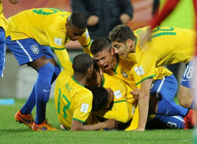 Futbal-Copa:Brazília po spornom góle z turnaja vypadla