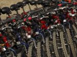 Dvaja Bratislavčania sú obvinení z krádeže bicyklov spred budovy školy