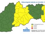 Slovensko dnes zasiahnu búrky, miestami treba počítať aj s krúpami