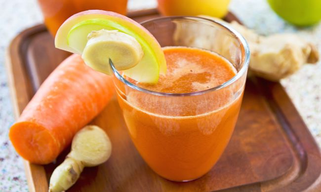 6 dôvodov, prečo by ste mali piť mrkvovo-zázvorový džús